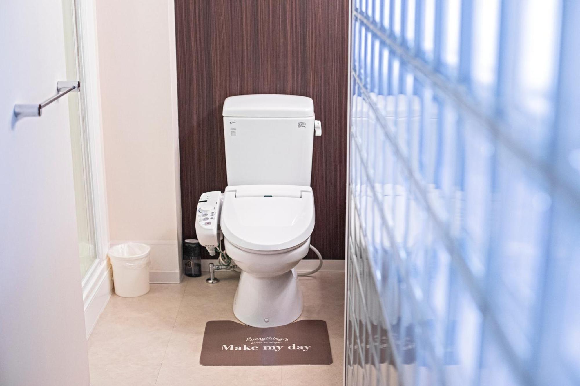 Wonz Hotel Self-Check-In โอซาก้า ภายนอก รูปภาพ